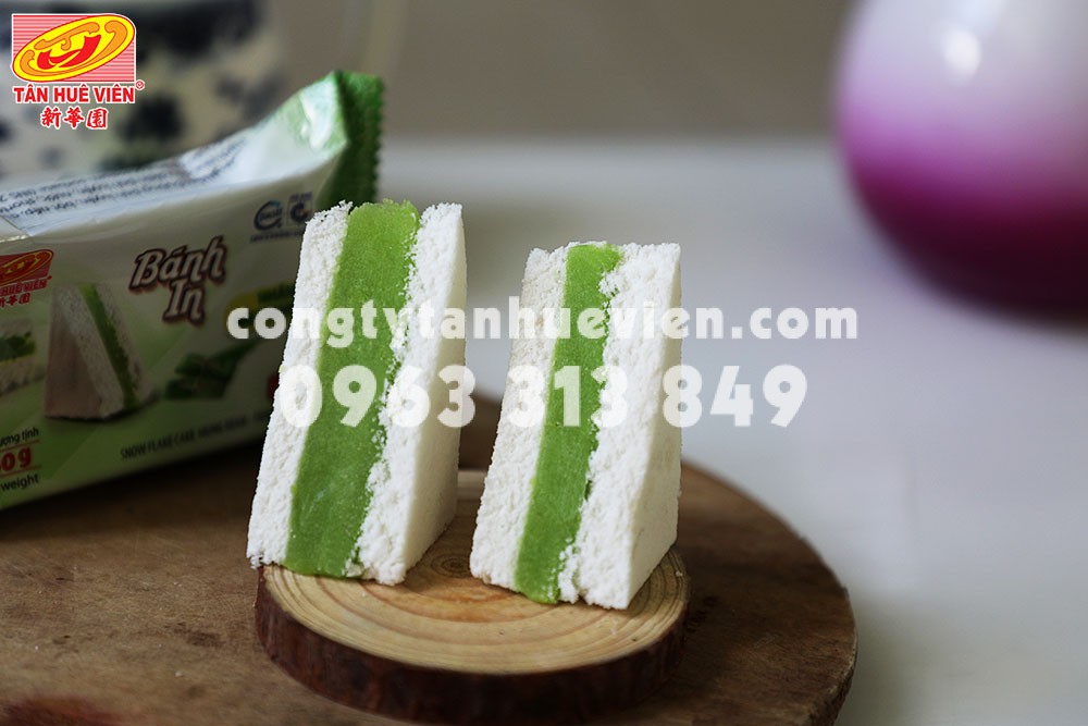 bánh kẹo Tết đãi khách